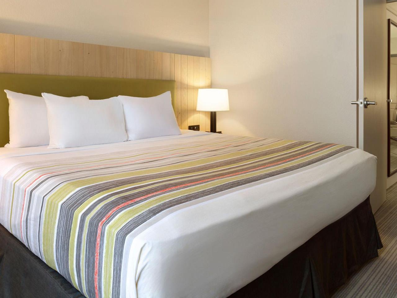 Country Inn & Suites By Radisson, Mason City, Ia מראה חיצוני תמונה