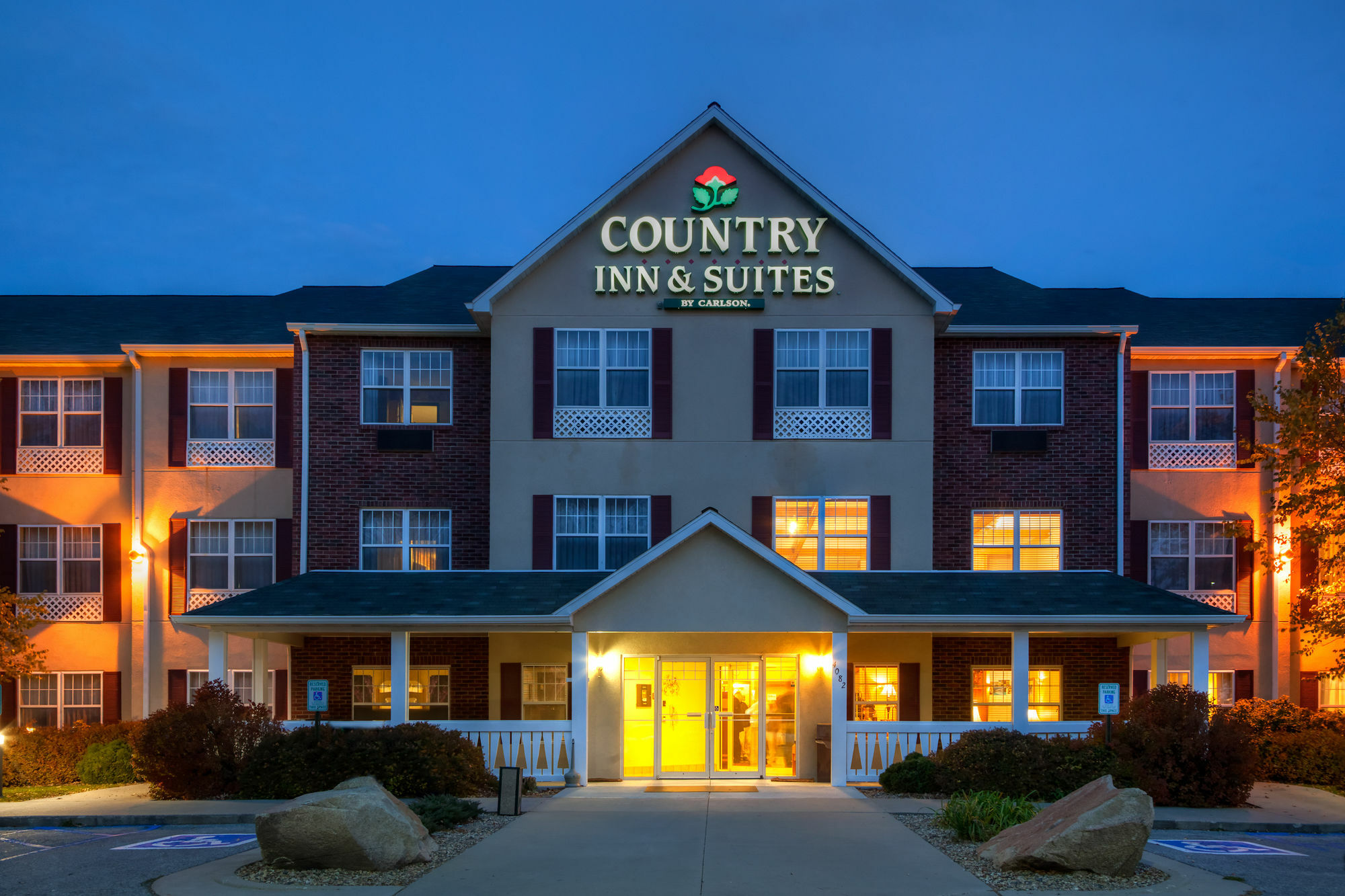 Country Inn & Suites By Radisson, Mason City, Ia מראה חיצוני תמונה